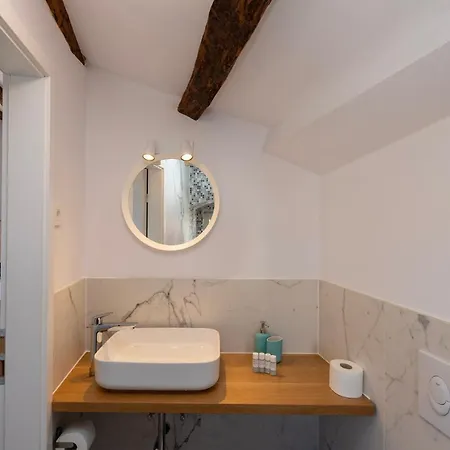 Apartment The Sea View Old Town By Irundo *