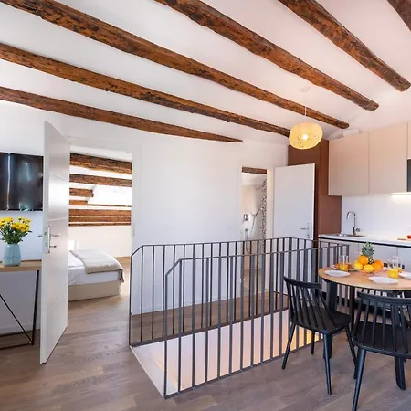 The Sea View Old Town By Irundo Apartment